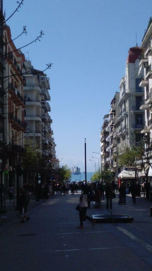 Prime Location Bright Studio City Center Super 5G Wifi 200Mbps With32"Tv Thessaloniki Exterior photo