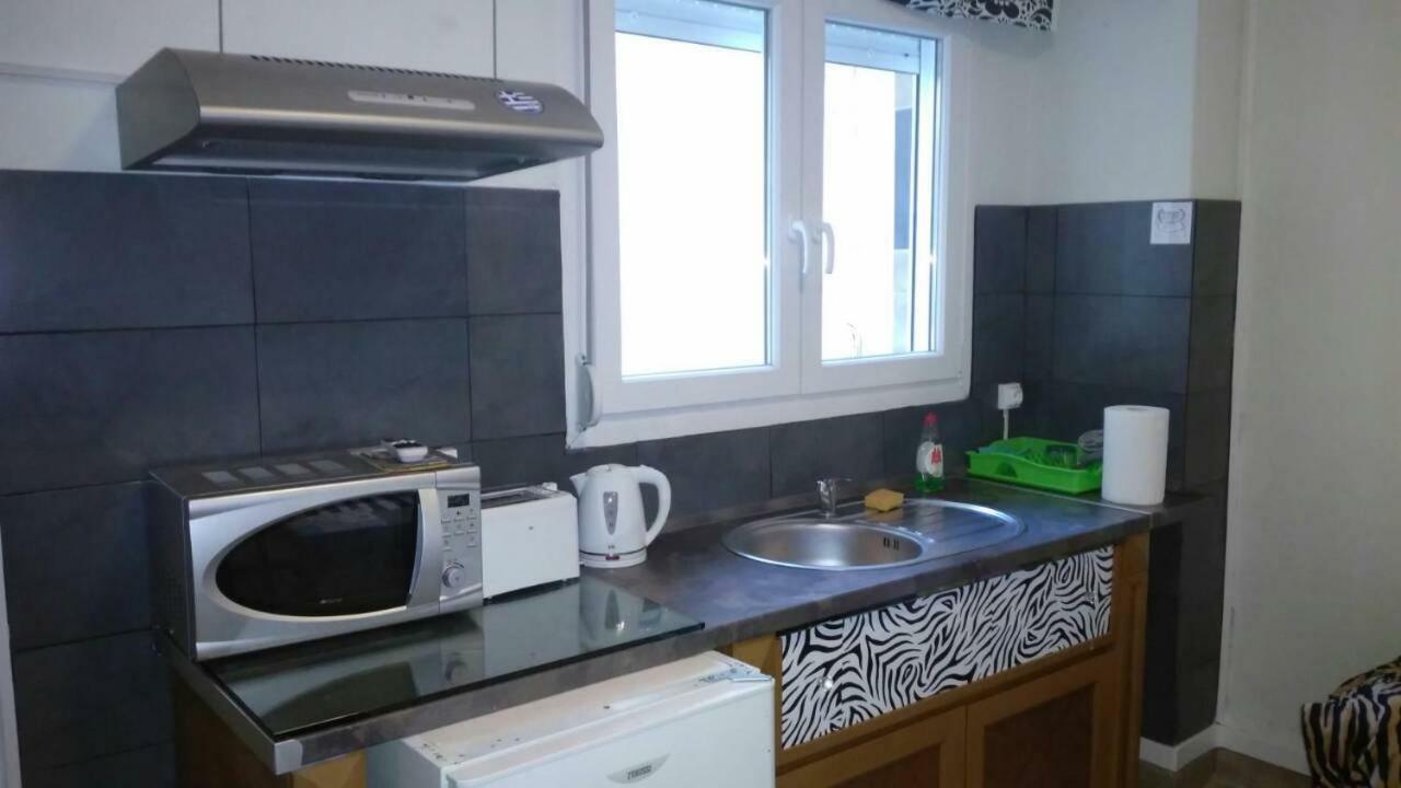 Prime Location Bright Studio City Center Super 5G Wifi 200Mbps With32"Tv Thessaloniki Exterior photo